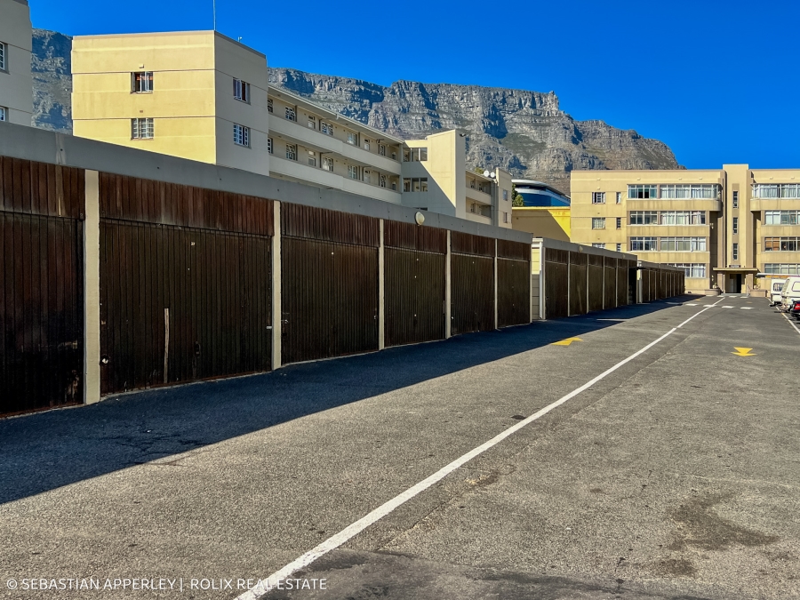 To Let 3 Bedroom Property for Rent in Zonnebloem Western Cape